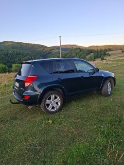 Toyota rav4 - 4