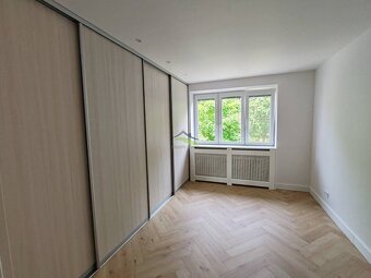 Kompletne zrekonštruovaný 2-izbový tehlový byt v centre Vran - 4