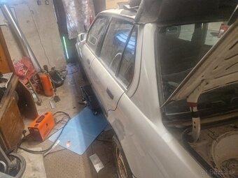 Bmw e30 - 4