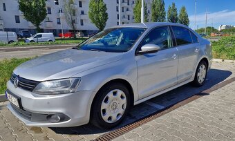 Volkswagen Jetta 1.6 TDI Comfortline (11/2012) - 4