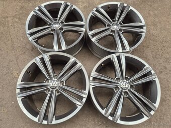 5x112 r18 ET43 x 7J elektróny originál VOLKSWAGEN - 4