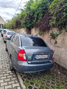 Hyundai accent 2008 1,5crdi - diesel - 4