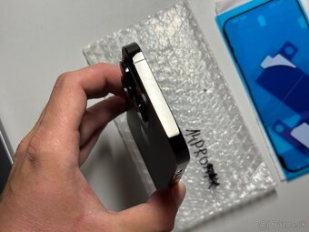 iPhone 14 Pro housing - Space Black (pulled) - 4