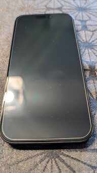 Predám iPhone 15 Pro 256 GB, čierny titán - 4