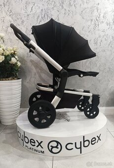 ŠPORTOVÝ KOČÍK JOOLZ HUB BLACK/ALU - 4