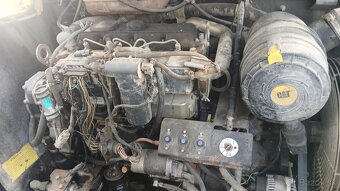 Cat th330b teleskopicky manipulator - 4