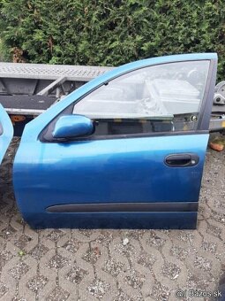 Predám dvere svetlá na Nissan almera 1.5 66kw QG15 rok 200 - 4