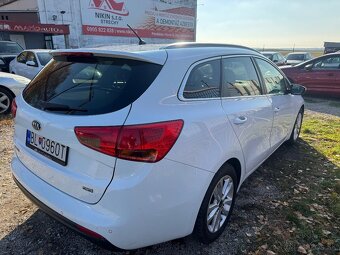 Kia Ceed - 4
