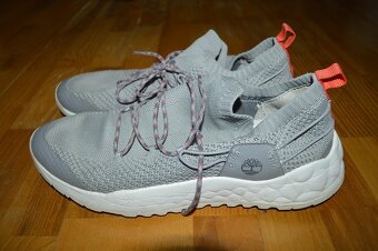 predam original panske topanky/tenisky Timberland - 4