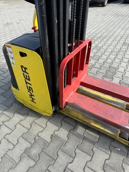 Ručný vysokozdvižný vozík Hyster S1.2AC 2014 triplex 3.8m - 4