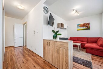 Na predaj veľmi pekný 2-izbový byt s terasou - Svit - 4