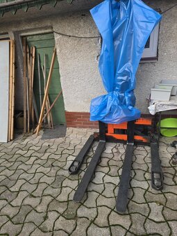 Ručný vysokozdvižný vozík - 4