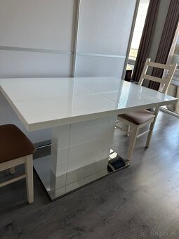 Jedálenské stoličky 2ks - 4