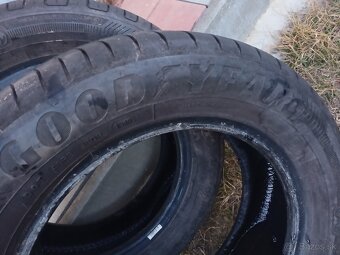 Predám Letné Pneu 2ks 195/60R15 GoodYear - 4
