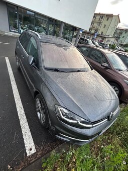Volkswagen golf - 4