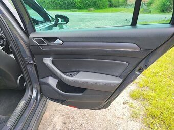 Passat B8 r tapacire dverí Ambient osvetlenie - 4