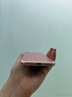 iPhone 7 - 4