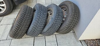 Predám komplet zimnú sadu na Kia Rio r.2010 - 4