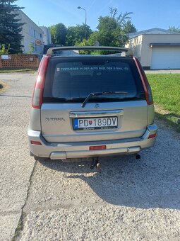 Nissan  Xtrail - 4