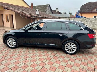 Škoda Superb III Combi Facelift - 4