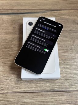 iPhone 13 128GB White - 4