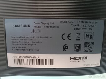 LCD monitor Samsung C27F390 - 4