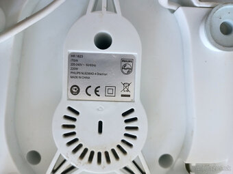 Odšťavovač Philips HR1823 - 4
