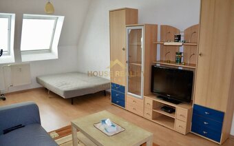 Prenájom NADSTAVBA 1 izbový byt Beňovského ul., Bratislava I - 4