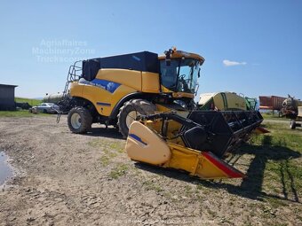 Predám kombajn New Holland CR 9080, rok výroby 2011, - 4