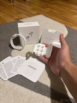 Airpods Pro 2. Generacie (USB-C) - 4