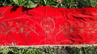 Kroj alebo liturgická textília - 4