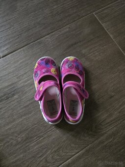 Predám nové papučky č. 24 značka Superfit - 4