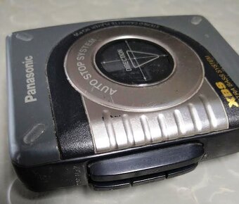 Panasonic RQ-P35 Walkman - 4