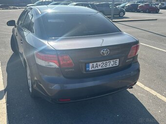 Toyota Avensis - 4