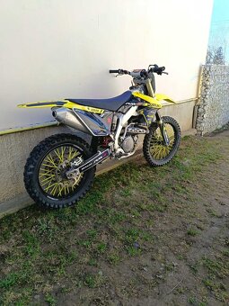 Predám suzuki rmz 450 - 4