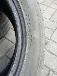 2ks letne 235/55R19 Dunlop - 4