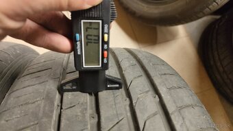 Letné Nexen NFERA 215/50/17 95V - 4