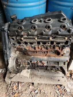 Predám motor Toyota Land Cruiser - 4