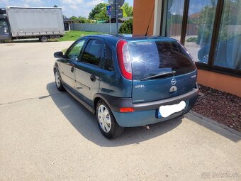 Predam opel corsa comfort 1.0 benzín kw 43 r.v 2002 - 4
