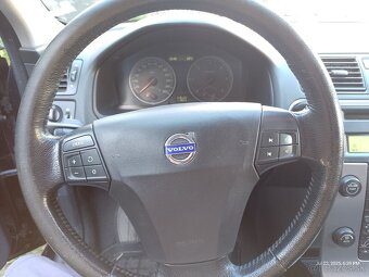 Volvo V50 - 4