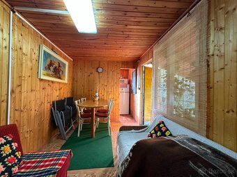 Záhradka so zateplenou chatkou a velkým pozemkom - 4