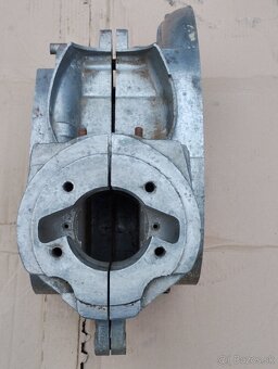 Predam kartre a kryty motorov Jawa - 4