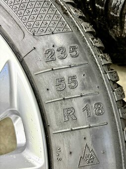 Ponúkam na predaj zimnú sadu R18 - 4