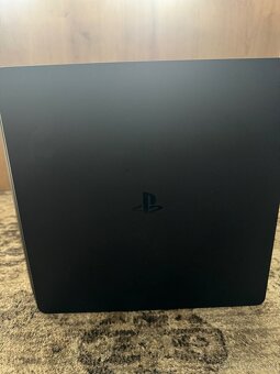 Predám ps4 slim - 4