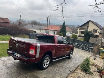 Dodge Ram 1500 5.7 Hemi - 4