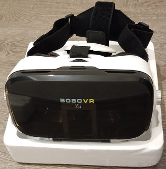 VR - 4