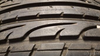 Predám 4ks jazdené letné 215/45r16-86W Dunlop - 4