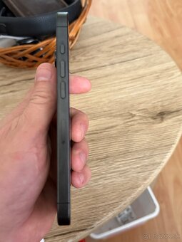 Iphone 15 pro 128 gb - 4