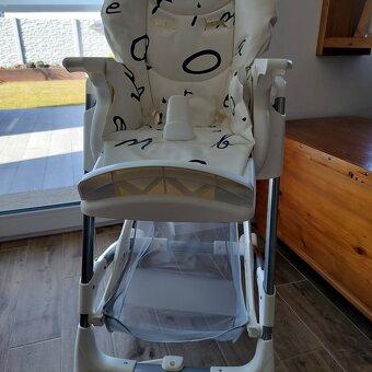 Jedálenská stolička - 4