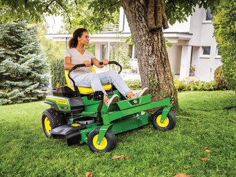 Predám John Deere Z315E - 4